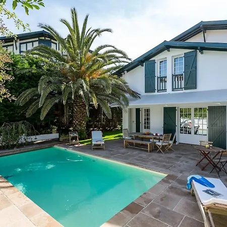 Вилла - Quartier Saint Charles - Golf - Piscine Биарриц